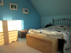 Schlafzimmer 2.jpg